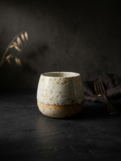 DESERT OAT SPECKLE - Handcrafted Stoneware Vessel